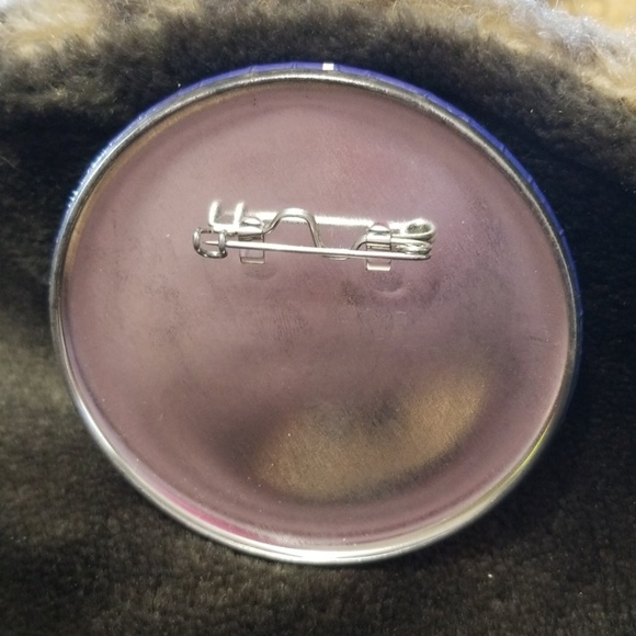 Collectors Disney Cinderella Button - Picture 5 of 6